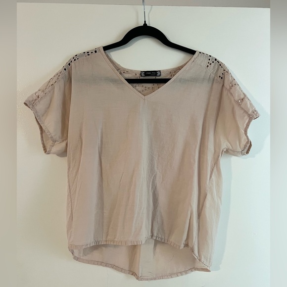 Tops - Pastel Pink Floral Detail Top - Made in Italy